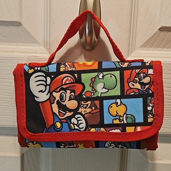 Nintendo Other - Bioworld Super Mario Bros. Lunchbox - Multicolor